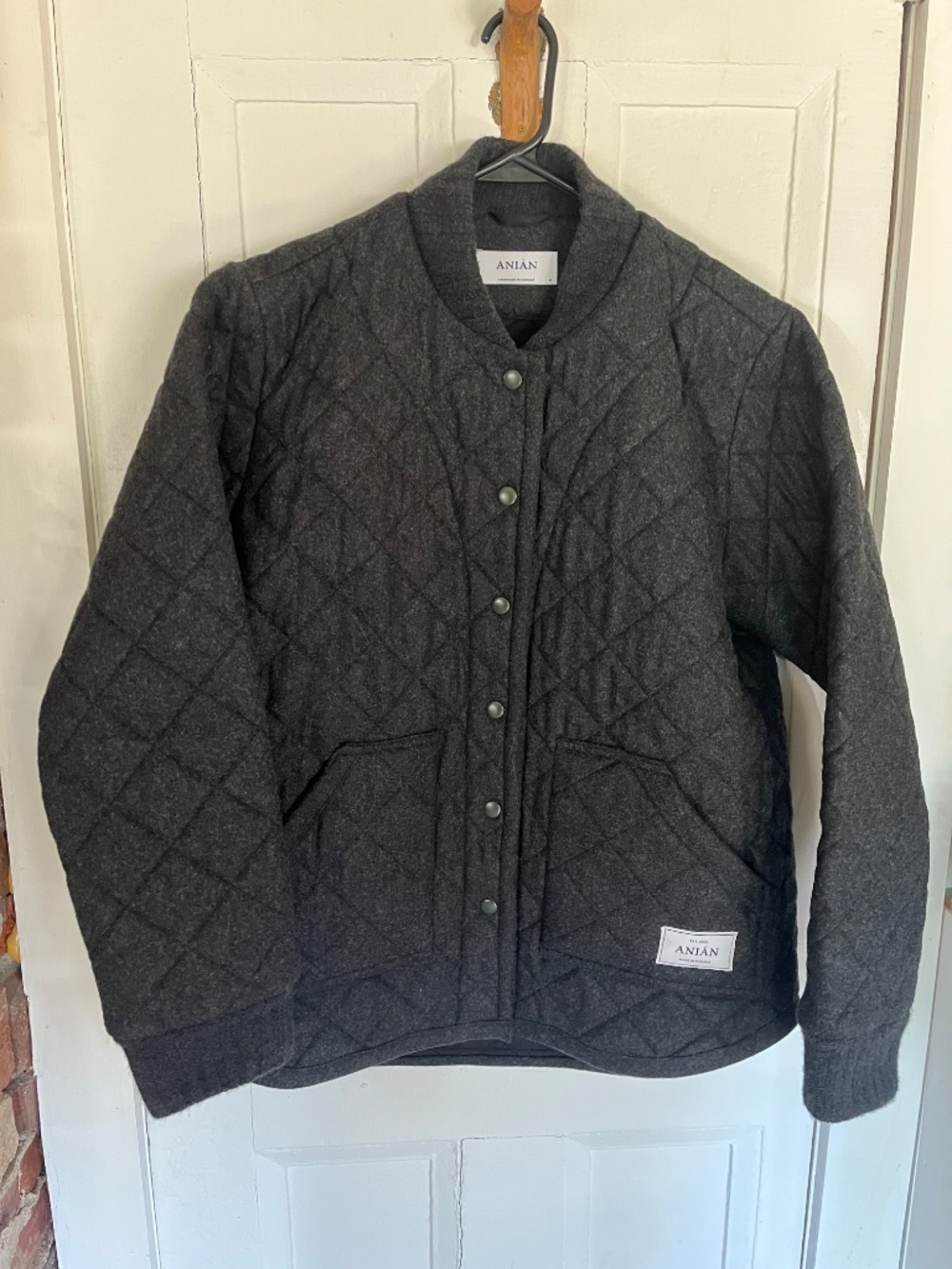 Amazing ANIAN women’s quilted wool jacket, grey, medium - Picture 3 of 5